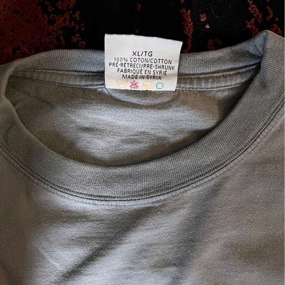 Gray Graphic T-Shirt with Vintage Truck Design - Picture 4 of 5